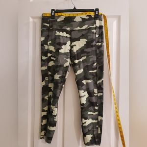Lululemon Fast and Free Tight 25" Camo